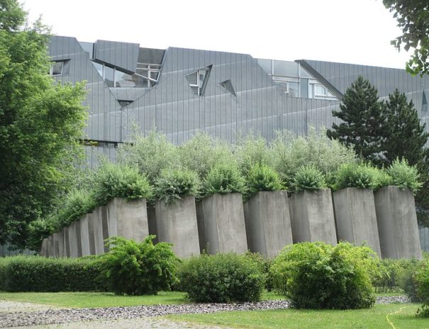 Jewish_Museum_Berlin_-_Garden_of_Exile